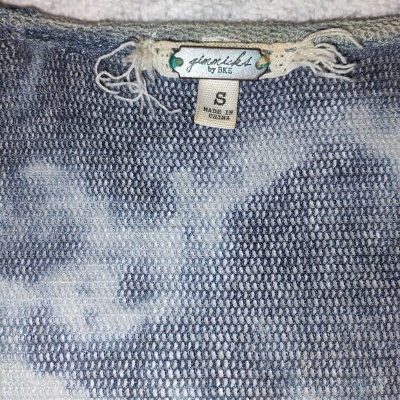 Gimmicks by BKE Blue Watercolor Boho Open Front Cardigan with Crochet Trim - Picture 6 of 8